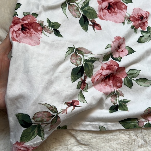 TMG New York Rose Patterned Dress Size Small - Picture 5 of 7